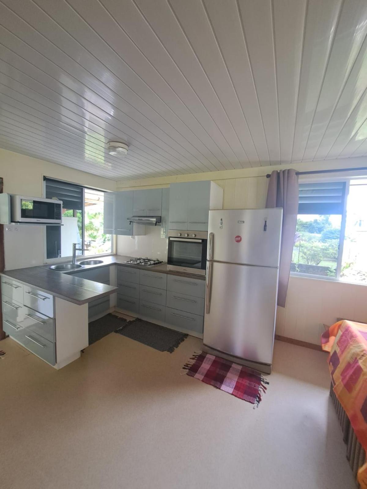 Villa Fare Mama Rota - Au Bord De L'Ocean Taputapuapea Esterno foto