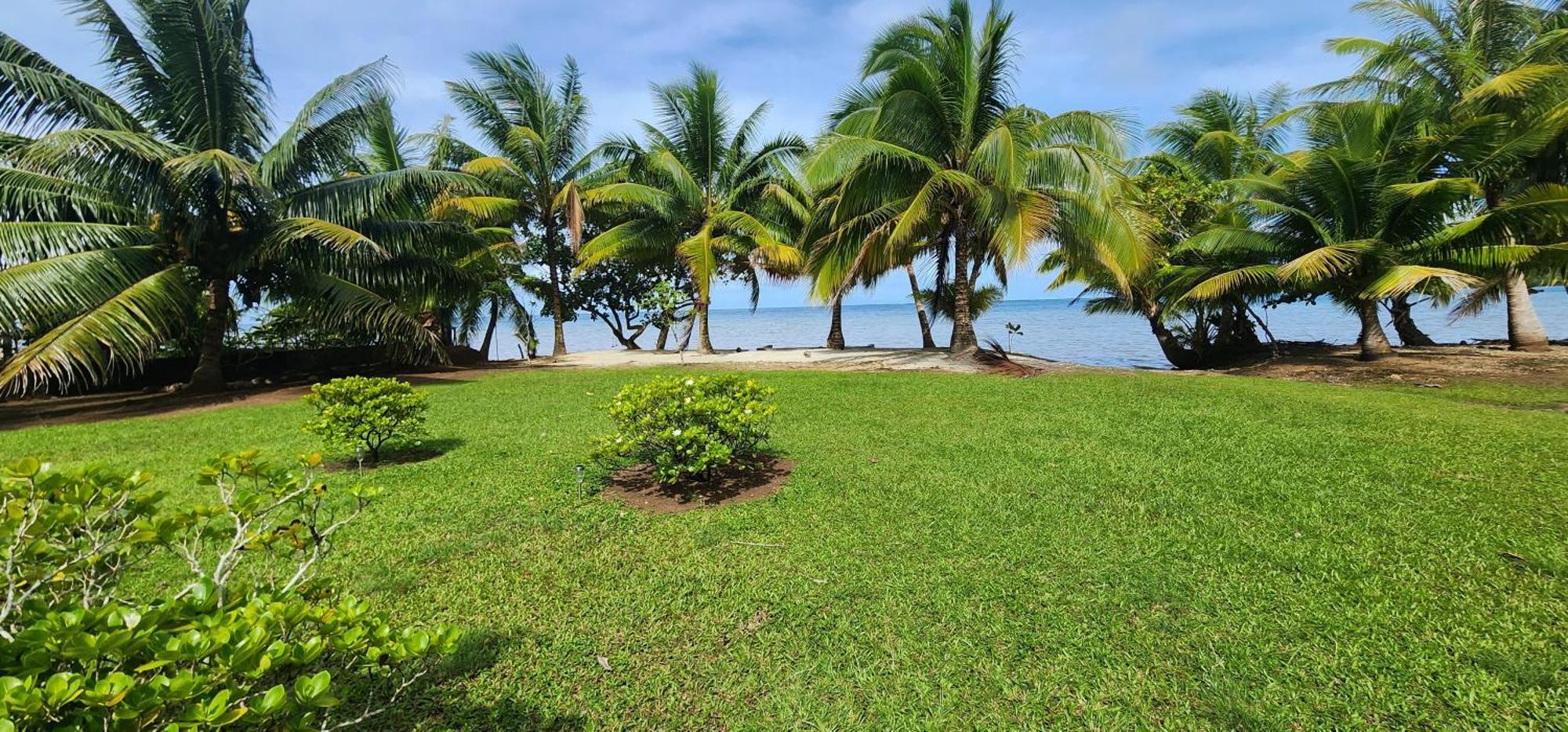 Villa Fare Mama Rota - Au Bord De L'Ocean Taputapuapea Esterno foto