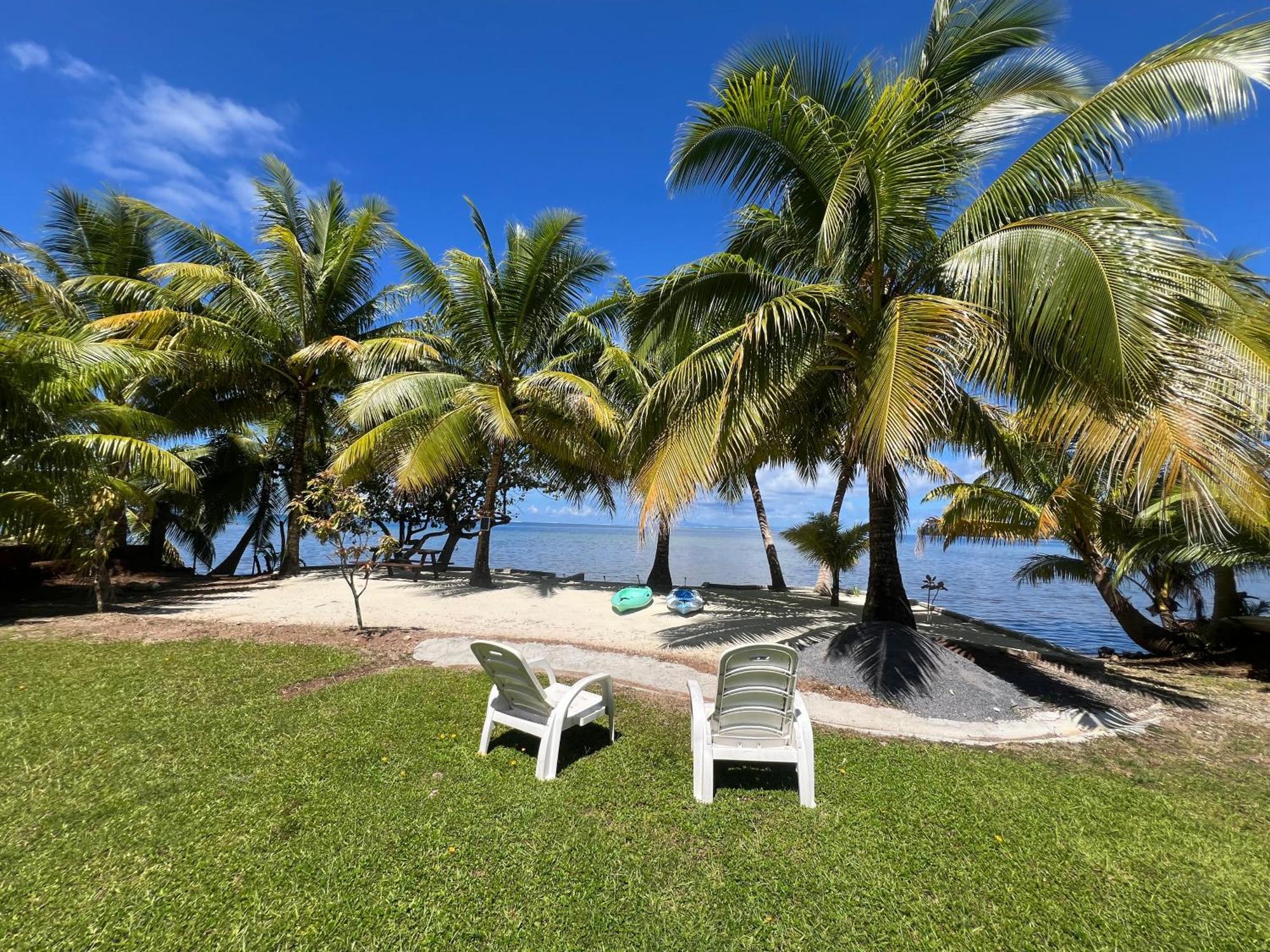 Villa Fare Mama Rota - Au Bord De L'Ocean Taputapuapea Esterno foto