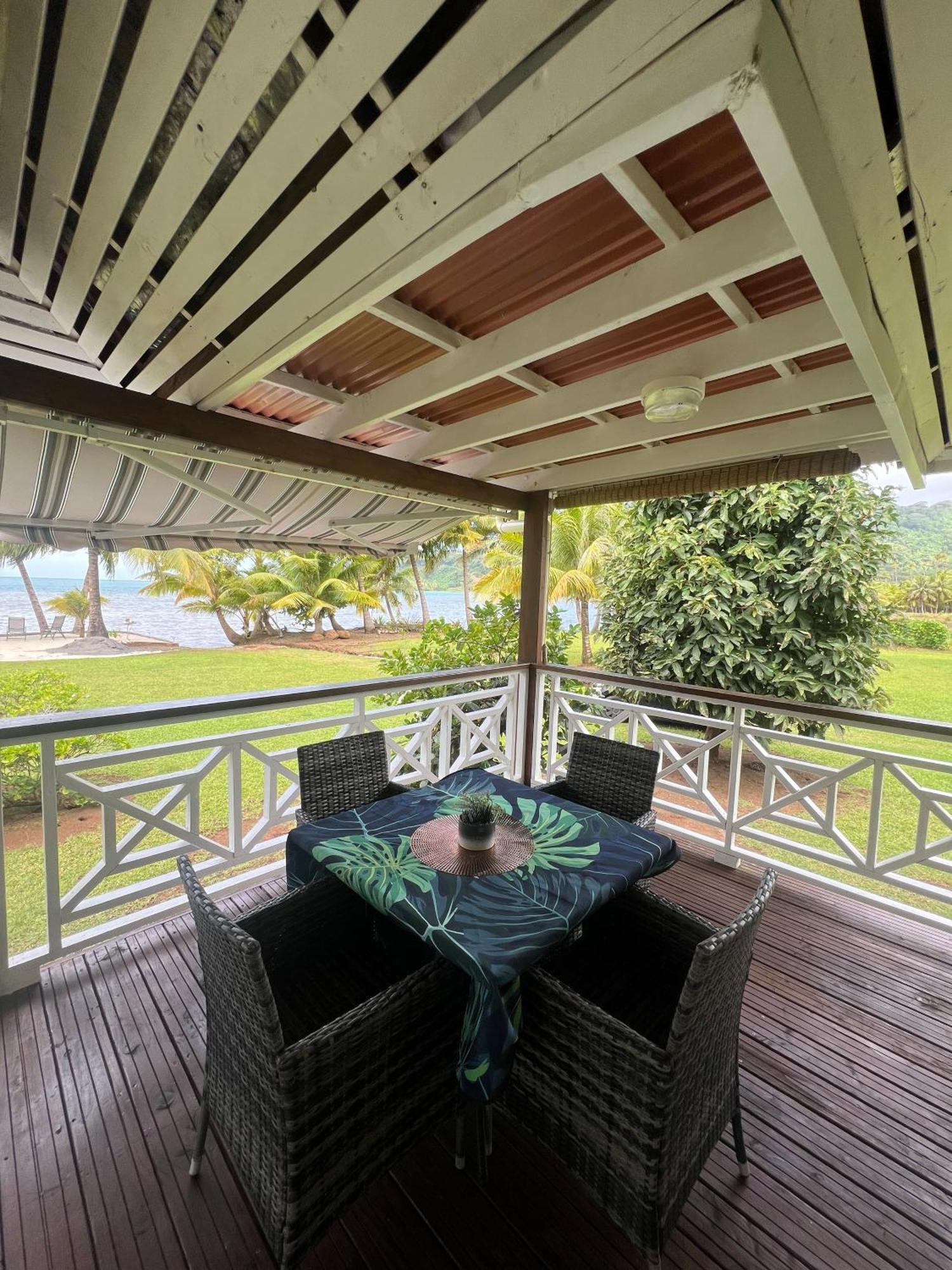 Villa Fare Mama Rota - Au Bord De L'Ocean Taputapuapea Esterno foto